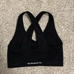 Alphalete Women's Cross-Back Black Sports Bra